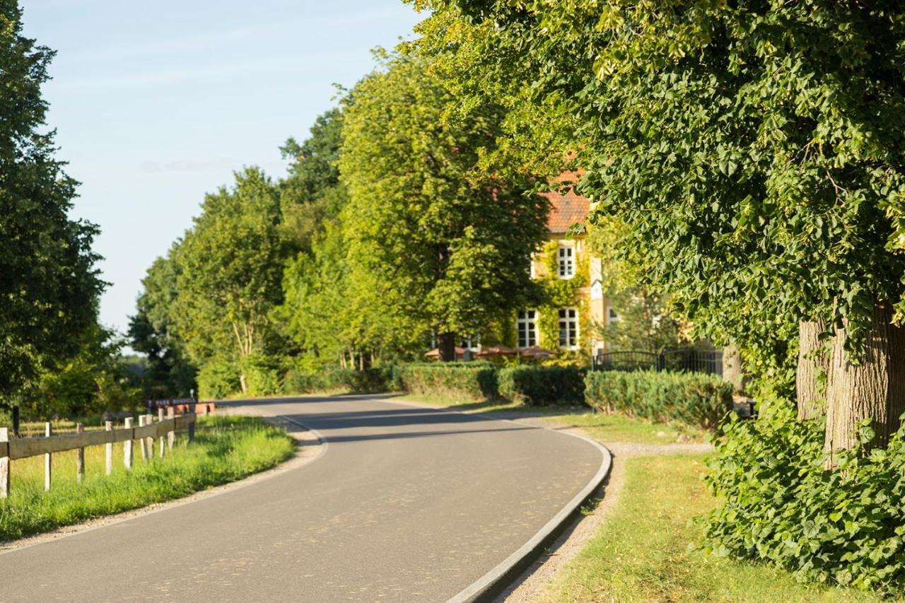 Naturnahes, Neu Moebl.Apartment, Hundefreundlich Neu Gaarz Exterior photo